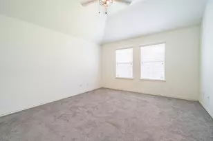 2111 Sailwind Dr, Pearland, TX 77584 - Photo 16