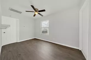 106 Hanover St, Houston, TX 77012 - Photo 40