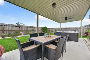 10626 Deussen Ln, Texas City, TX 77591 - Photo 44