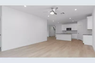6854 Spur Creek Drive, Rosenberg, TX 77471 - Photo 10