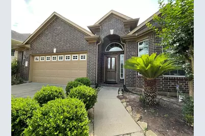 326 Trillium Drive, Sugar Land, TX 77479 - Photo 2