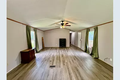 102 Western Way, Angleton, TX 77515 - Photo 10