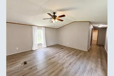 102 Western Way, Angleton, TX 77515 - Photo 12
