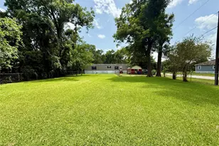 102 Western Way, Angleton, TX 77515 - Photo 38