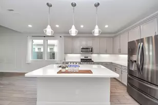 20003 Wild Horse Hollow Ln, Tomball, TX 77377 - Photo 2