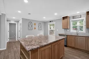 10 Oakwood Dr, Huntsville, TX 77320 - Photo 8