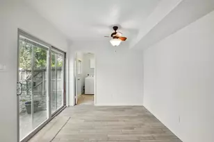 19 Still Glen Ct, The Woodlands, TX 77381 - Photo 12