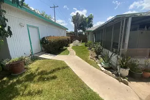 1838 Huge Oaks St, Houston, TX 77055 - Photo 8