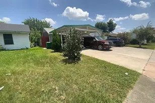 1838 Huge Oaks St, Houston, TX 77055 - Photo 2