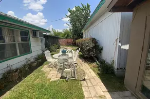 1838 Huge Oaks St, Houston, TX 77055 - Photo 16