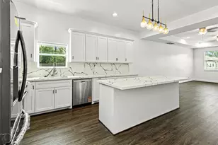 2204 Hoskins Dr, Houston, TX 77080 - Photo 14