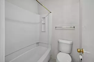 11881 Bob White Dr, Houston, TX 77035 - Photo 20