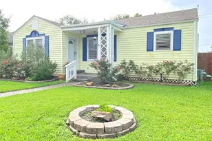 4817 Alamo Dr, Galveston, TX 77551 - Photo 2