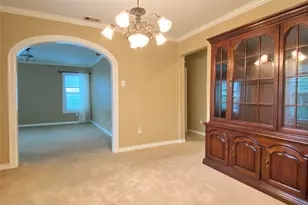 4817 Alamo Dr, Galveston, TX 77551 - Photo 8