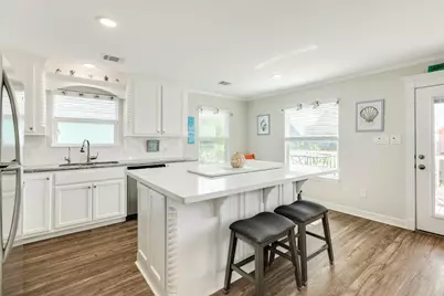 222 Sea Oats Drive, Surfside Beach, TX 77541 - Photo 6