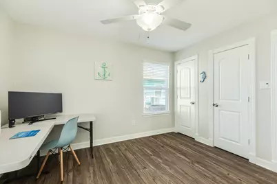 222 Sea Oats Drive, Surfside Beach, TX 77541 - Photo 16