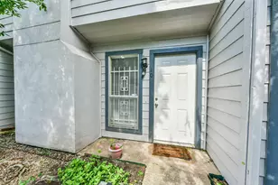 5917 Fairdale Ln, Houston, TX 77057 - Photo 4