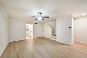 5917 Fairdale Ln, Houston, TX 77057 - Photo 6