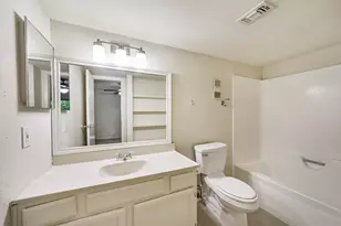 5917 Fairdale Ln, Houston, TX 77057 - Photo 32