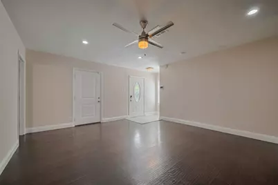 3930 Daphne Street, Houston, TX 77021 - Photo 10