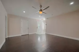 3930 Daphne St, Houston, TX 77021 - Photo 10