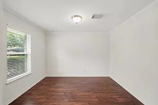 5618 Edith St, Houston, TX 77081 - Photo 8