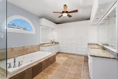 4236 Oberlin Street, West University Place, TX 77005 - Photo 20