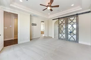 2048 W Main St, Houston, TX 77098 - Photo 28