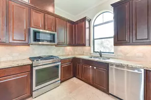 2048 W Main St, Houston, TX 77098 - Photo 12