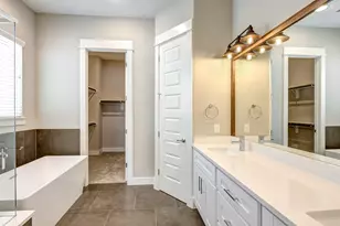 1304 W 23rd St, Houston, TX 77008 - Photo 14