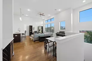 118 N Hutcheson St, Houston, TX 77003 - Photo 2