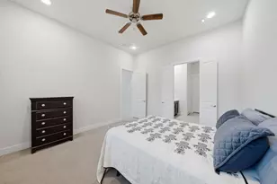 118 N Hutcheson St, Houston, TX 77003 - Photo 4