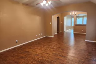 2 Signal Hill Dr, Manvel, TX 77578 - Photo 4