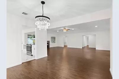 2001 Briar Lane, Richmond, TX 77469 - Photo 12