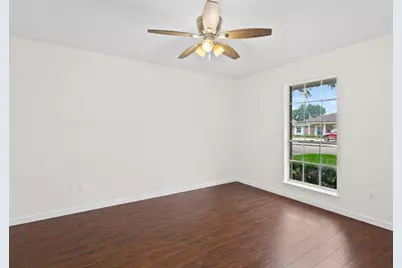 2001 Briar Lane, Richmond, TX 77469 - Photo 18