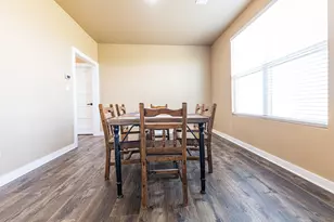 487 Co Rd 301, Shiner, TX 77984 - Photo 14