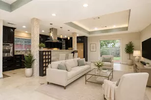 9418 Meadowbriar Ln, Houston, TX 77063 - Photo 2