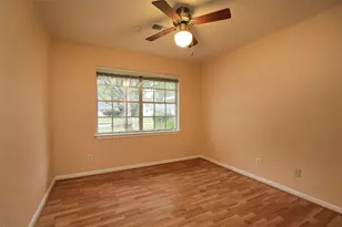 9418 Meadowbriar Ln, Houston, TX 77063 - Photo 20
