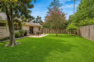 9418 Meadowbriar Ln, Houston, TX 77063 - Photo 22