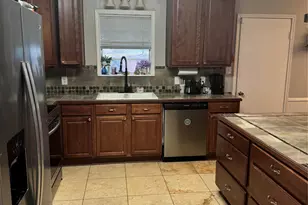 517 Temple St, Woodville, TX 75979 - Photo 6