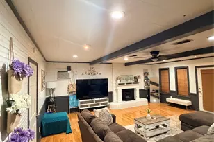 517 Temple St, Woodville, TX 75979 - Photo 4