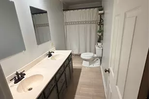 517 Temple St, Woodville, TX 75979 - Photo 16