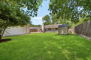 10723 Wickersham Ln, Houston, TX 77042 - Photo 30