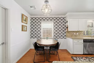 10723 Wickersham Ln, Houston, TX 77042 - Photo 14