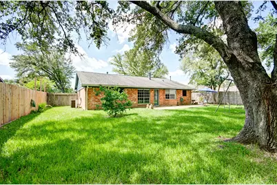 609 Mary Ann Drive, Friendswood, TX 77546 - Photo 28