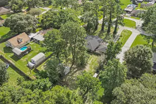 20 Skylark St, Dayton, TX 77535 - Photo 32