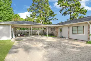 20 Skylark St, Dayton, TX 77535 - Photo 6
