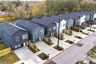 1205 Dewalt St, Houston, TX 77088 - Photo 2