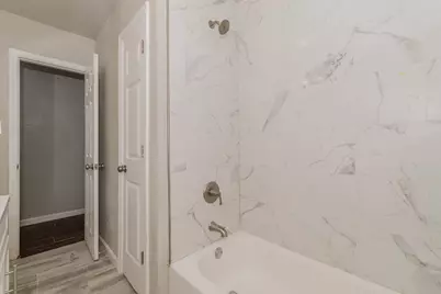121 Glynn Drive, Bridge City, TX 77611 - Photo 10