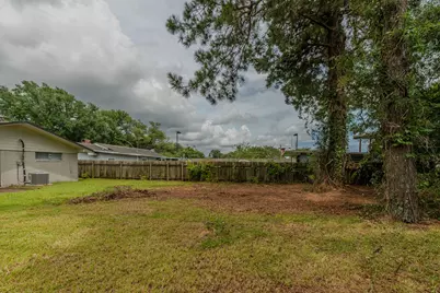 121 Glynn Drive, Bridge City, TX 77611 - Photo 20